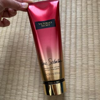 ヴィクトリアズシークレット(Victoria's Secret)のヴィクトリアズシークレット　ボディクリーム　新品(ボディローション/ミルク)