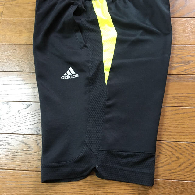 adidas(アディダス)のadidas アディダス ハーフパンツサッカー キッズ/ベビー/マタニティのキッズ服男の子用(90cm~)(パンツ/スパッツ)の商品写真