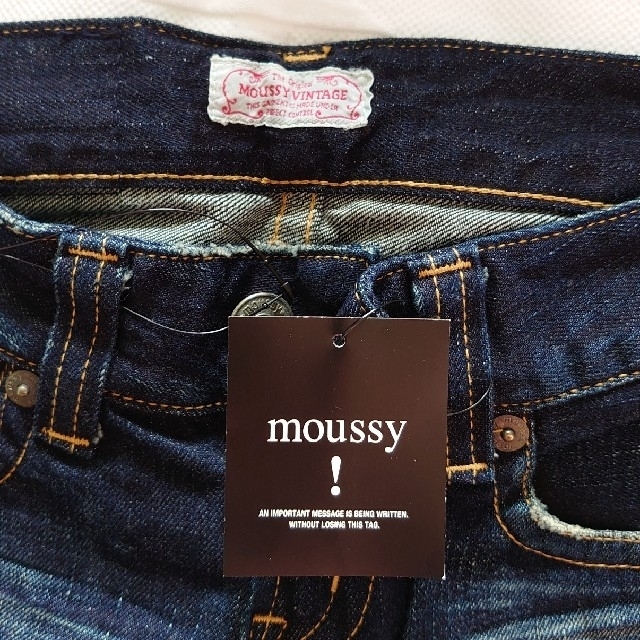 moussy(マウジー)の【moussy デニム】新品 レディースのパンツ(デニム/ジーンズ)の商品写真