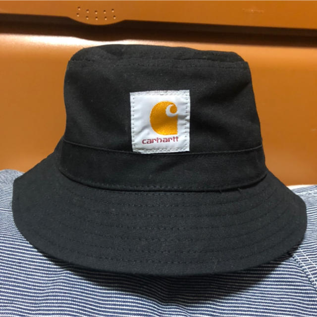 carhartt(カーハート)のcarhartt バケットハット　黒　ブラック メンズの帽子(ハット)の商品写真