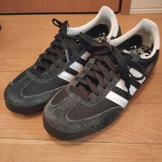 アディダス(adidas)のスニーカー(スニーカー)