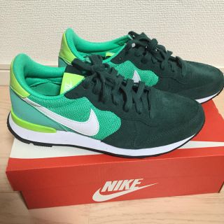 ナイキ(NIKE)の大島優子愛用 インターナショナリスト(スニーカー)