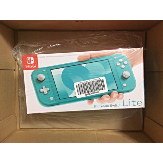 Nintendo Switch(ニンテンドースイッチ)の【新品未開封】 Nintendo Switch Lite ターコイズ エンタメ/ホビーのゲームソフト/ゲーム機本体(携帯用ゲーム機本体)の商品写真