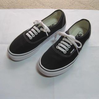 ヴァンズ(VANS)のVANS オーセンティック ブラック 25.5cm　トリエ10さん専用です。(スニーカー)