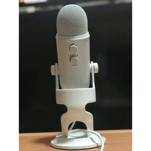 Blue Yeti USB Microphone - Whiteout(白) 楽器のレコーディング/PA機器(マイク)の商品写真