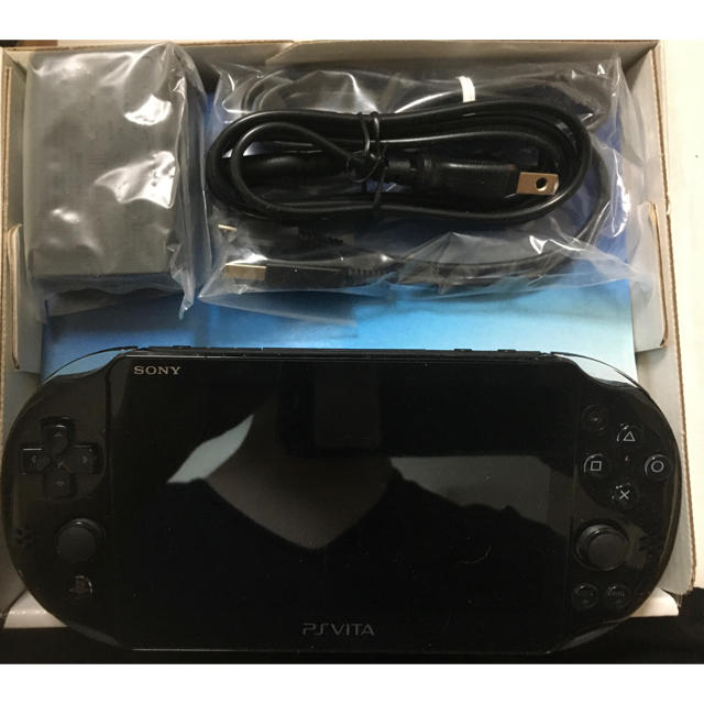 携帯用ゲーム機本体PlayStationVITA 本体  PCH-2000 ZA11 おまけあり