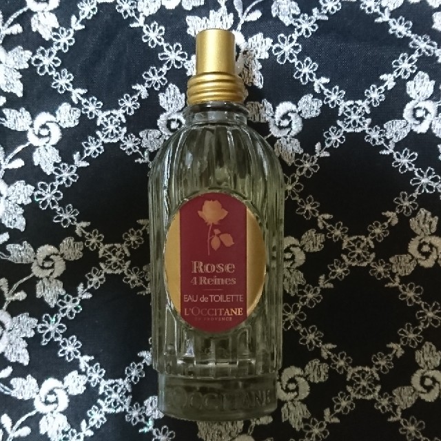 L'OCCITANE(ロクシタン)のx504117様専用 ロクシタン Rose 4 Reines コスメ/美容の香水(香水(女性用))の商品写真