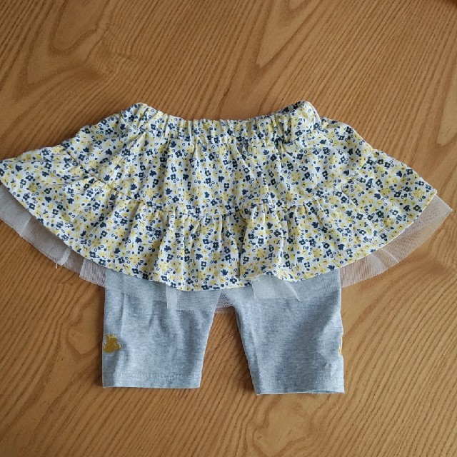 アカチャンホンポ(アカチャンホンポ)のパンツ付きスカート95 キッズ/ベビー/マタニティのキッズ服女の子用(90cm~)(パンツ/スパッツ)の商品写真