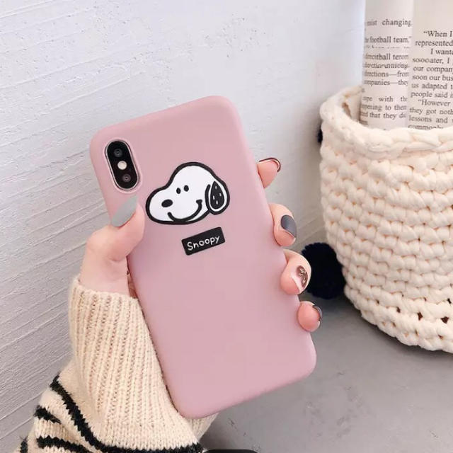 SNOOPY(スヌーピー)のスマホケース  iPhoneケース iPhoneseiPhone11スヌーピー  スマホ/家電/カメラのスマホアクセサリー(iPhoneケース)の商品写真