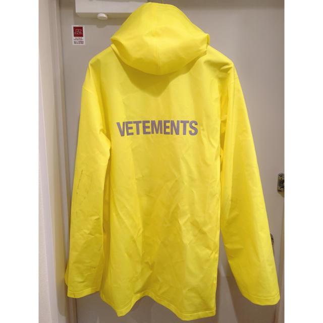 VETEMENTS レインコート 蛍光灯イエロー フリーサイズ