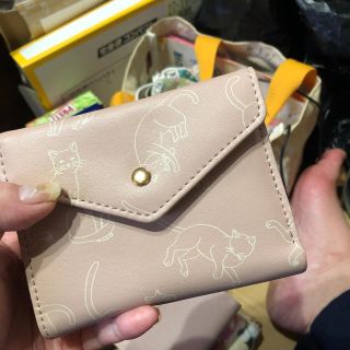 シューラルー(SHOO・LA・RUE)の二つ折り財布(財布)