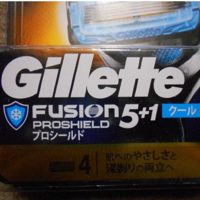 P&G(ピーアンドジー)のジレット(Gillette)　プロシールド  クール　替刃 コスメ/美容のシェービング(カミソリ)の商品写真