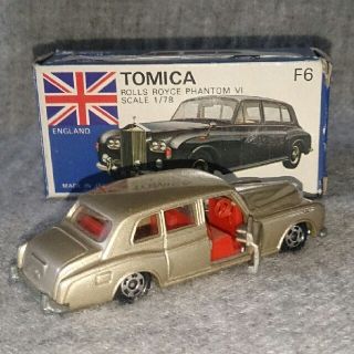 リバーシブルタイプ トミカ 外国車シリーズ ロールスロイス ファンタム