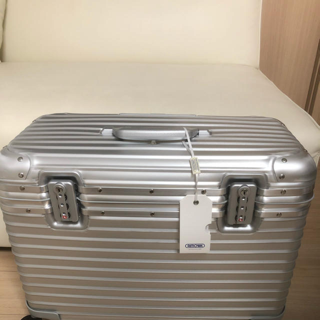 再入荷！】 RIMOWA - アルミ4輪 TSA搭載 新品未使用品 リモワ トパーズ