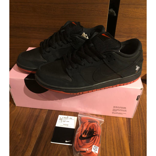 NIKE SB DUNK LOW Black Pigeon ピジョン ダンク