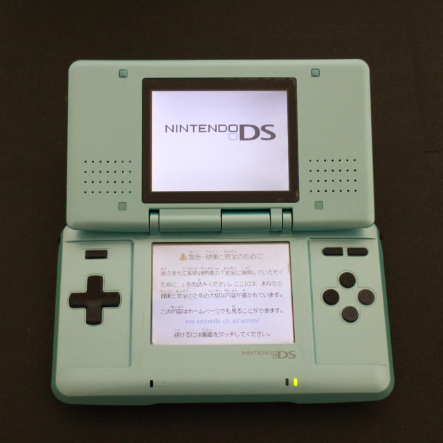 ニンテンドーDS(ニンテンドーDS)のニンテンドーDS ターコイズブルー #11 エンタメ/ホビーのゲームソフト/ゲーム機本体(携帯用ゲーム機本体)の商品写真