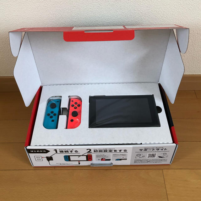 Nintendo Switch ネオンブルー・レッド　新品・未使用