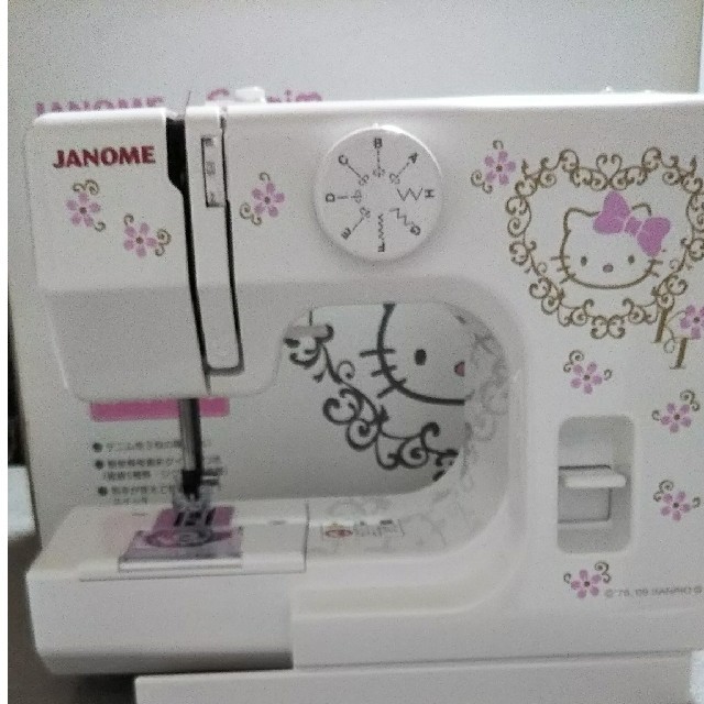 JANOME by ぴんくぴんきー's shop｜ラクマ キティちゃん コンパクトミシンKT35の通販 特価最新作