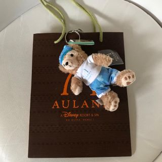 ディズニー(Disney)の新品【AULANI ハワイ限定 】新品ダッフィ キーホルダー付き(ぬいぐるみ)