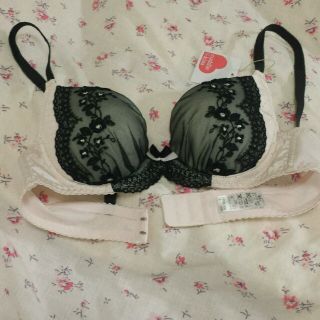 ヴィクトリアズシークレット(Victoria's Secret)の新品 ブラジャー cuddle&kiss(ブラ)