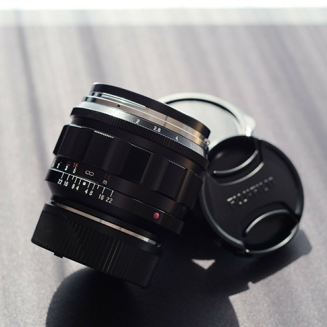 専用 フォクトレンダー NOKTON 50mm F1.2 Aspherical スマホ/家電/カメラのカメラ(レンズ(単焦点))の商品写真