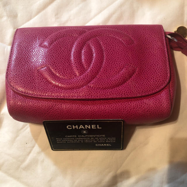 CHANEL(シャネル)の【再値下げ】CHANEL ピンクポーチ レディースのファッション小物(ポーチ)の商品写真