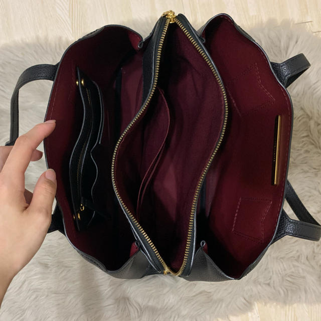 MARC JACOBS(マークジェイコブス)のマークジェイコブス　トートバッグ　A4サイズ収納可 レディースのバッグ(トートバッグ)の商品写真