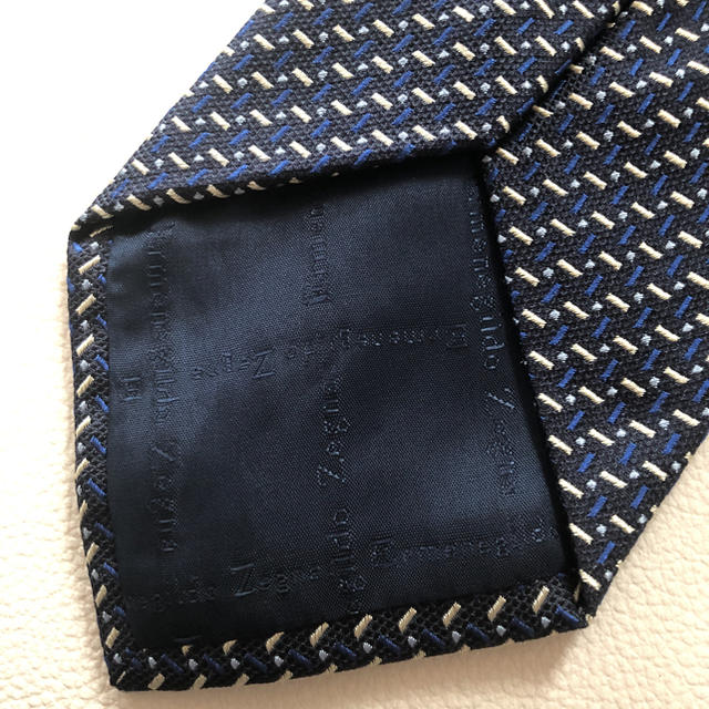 Ermenegildo Zegna(エルメネジルドゼニア)の美品★ネクタイ　エルメネジルドゼニア Ermenegildo Zegna メンズのファッション小物(ネクタイ)の商品写真