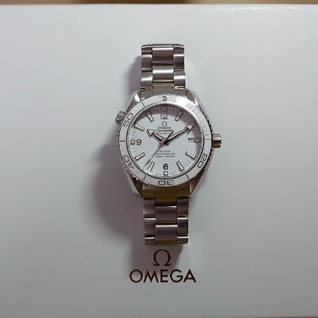 OMEGA(オメガ)のオメガ omega シーマスター プラネットオーシャン42 ホワイト ほぼ未使用 メンズの時計(腕時計(アナログ))の商品写真