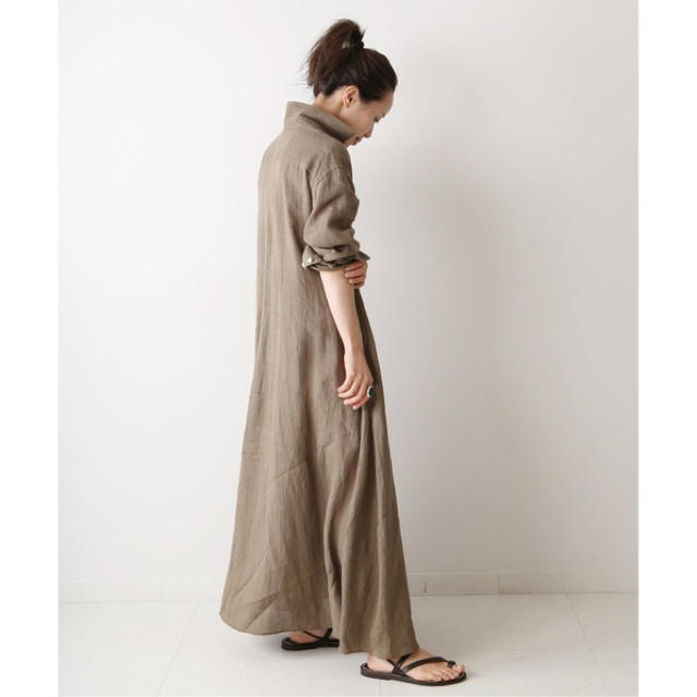 Linen Flared ワンピースなし生地の厚さ