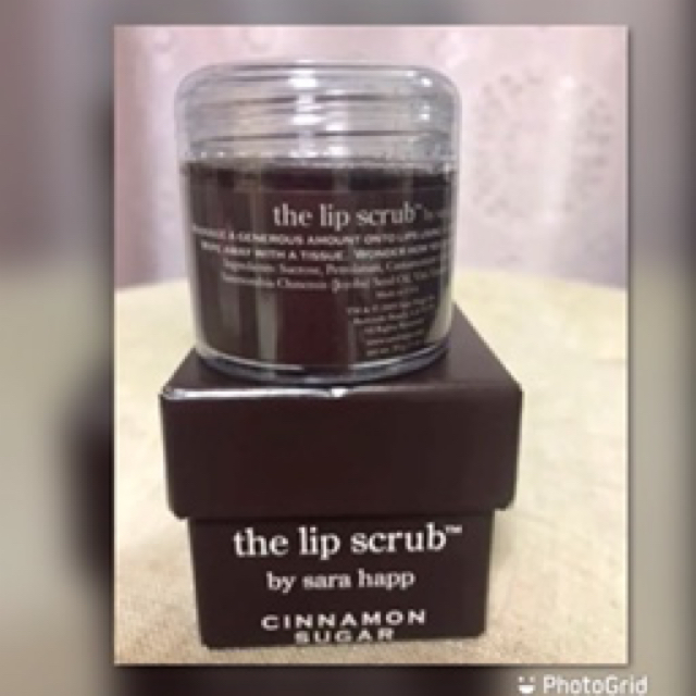 sara happ(サラハップ)の新品未使用　サラハップ　the  lip scrub シナモンシュガー コスメ/美容のスキンケア/基礎化粧品(リップケア/リップクリーム)の商品写真