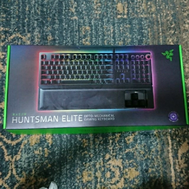 LAZER - Razer HUNTSMAN ELITE 紫軸 英語配列 USキーボード の通販 by ...