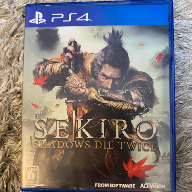 SEKIRO： SHADOWS DIE TWICE PS4 セキロウ エンタメ/ホビーのゲームソフト/ゲーム機本体(家庭用ゲームソフト)の商品写真