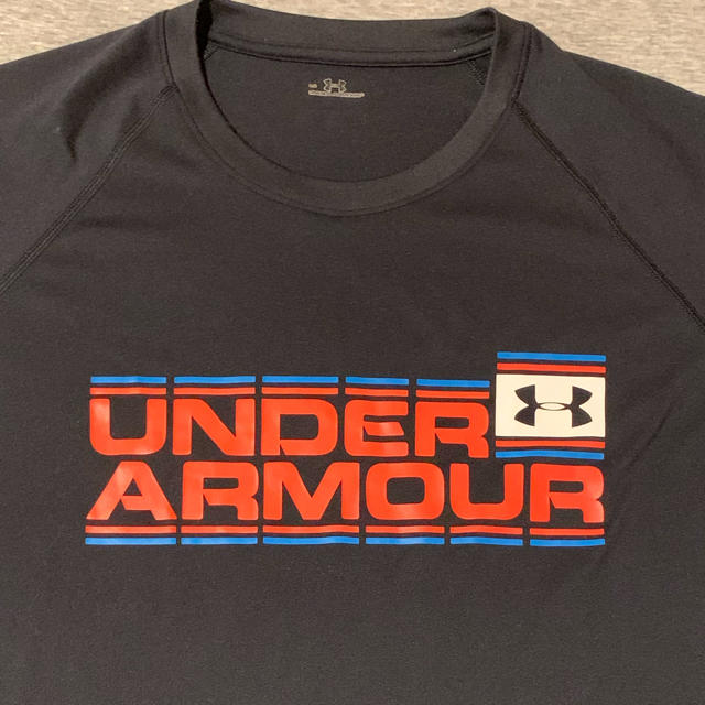 UNDER ARMOUR(アンダーアーマー)のアンダーアーマーのTシャツ メンズのトップス(Tシャツ/カットソー(半袖/袖なし))の商品写真
