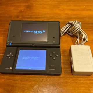 ニンテンドーDS(ニンテンドーDS)の任天堂　DSi ブラック(携帯用ゲーム機本体)