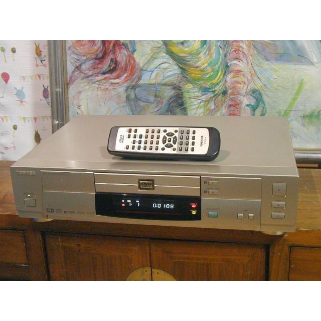 東芝SD-3110. DVD/CD プレーヤー ２枚のディスクが入ります。動作良