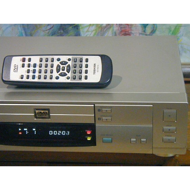東芝SD-3110. DVD/CD プレーヤー ２枚のディスクが入ります。動作良