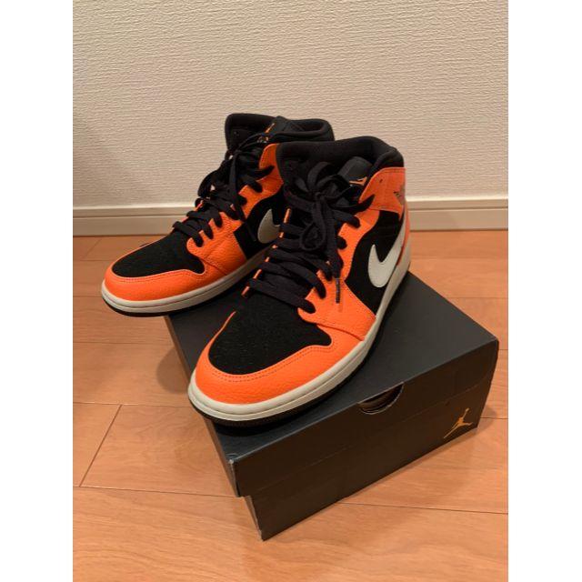 NIKE(ナイキ)の【中古】ジョーダン１Mid Black Cone 28.0cm メンズの靴/シューズ(スニーカー)の商品写真