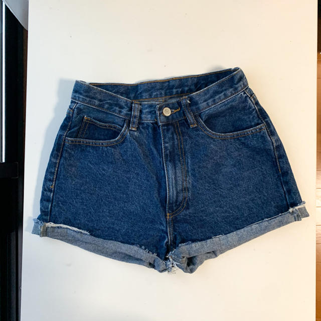 Brandy Melville(ブランディーメルビル)のBrandy Melville パンツ レディースのパンツ(ショートパンツ)の商品写真