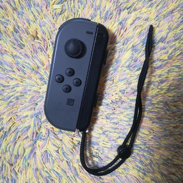 Nintendo Switch(ニンテンドースイッチ)のニンテンドースイッチJoy-Con【ジャンク品】 エンタメ/ホビーのゲームソフト/ゲーム機本体(その他)の商品写真