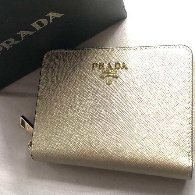 PRADA ウォレット　お財布