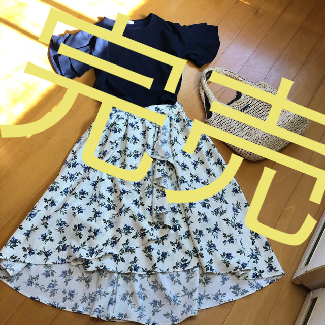INGNI(イング)の花柄スカート レディースのスカート(ロングスカート)の商品写真