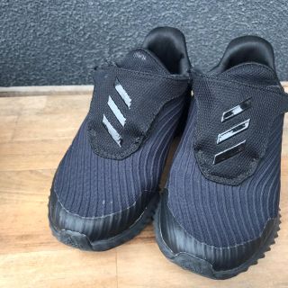 アディダス(adidas)のほぼ室内履きとして使用　アディダス　18cm(スニーカー)