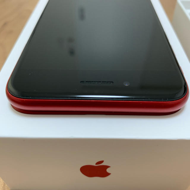 iPhone8 RED 64GB SIMフリー 2