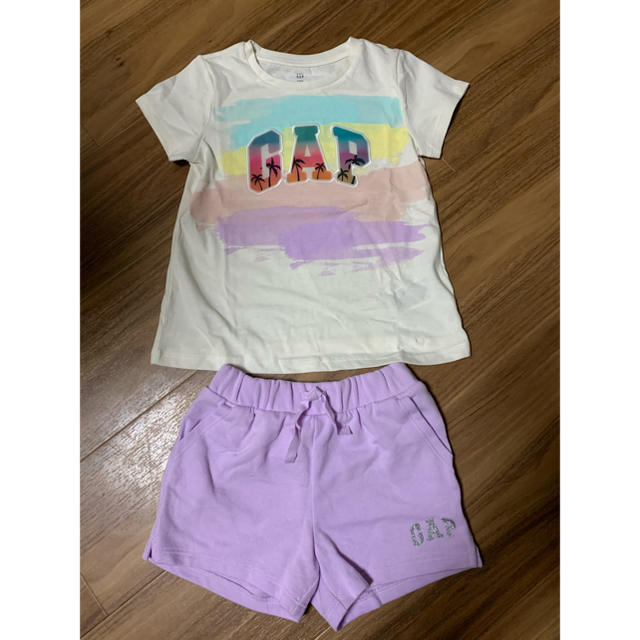 GAP(ギャップ)のGAP キッズ110 キッズ/ベビー/マタニティのキッズ服男の子用(90cm~)(Tシャツ/カットソー)の商品写真