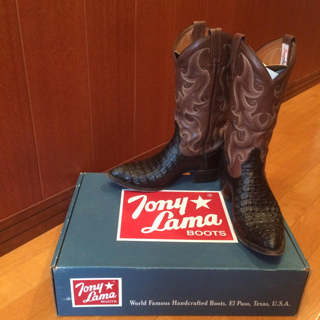 Tony Lama(トニーラマ)のTonyLama ブラックロイヤルカイマン ウエスタンブーツ メンズの靴/シューズ(ブーツ)の商品写真