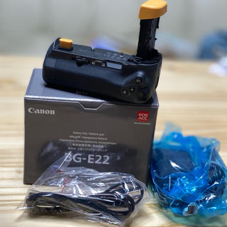 キヤノン(Canon)のEOS R用バッテリーグリップ BG-E22(ミラーレス一眼)