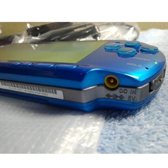 PSP3000 バイラントブルー 3