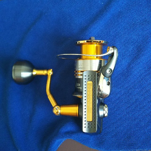 SHIMANO - 09ツインパワーSW 4000XGの通販 by SHIN's shop SHIMANO - 09ツインパワーSW 4000XGの通販 by SHIN's shop