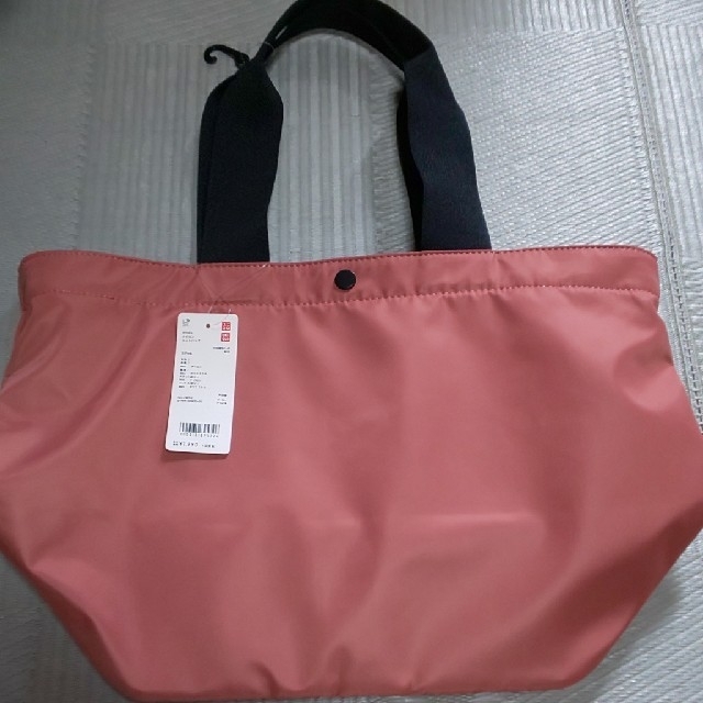 UNIQLO(ユニクロ)の新品タグ付き☆UNIQLO☆☆バッグ👜☆ピンク☆ レディースのバッグ(トートバッグ)の商品写真